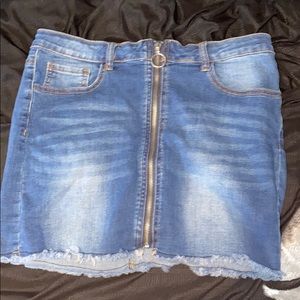 denim skirt